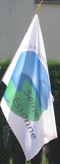 [Former flag of the Communaute Seine-Essonne]